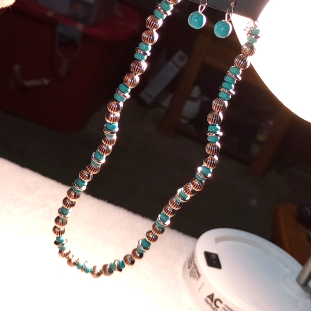💐Crackled Earrings and Necklace Set💐